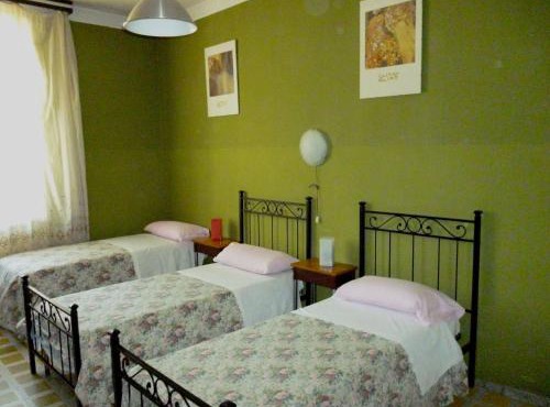 Hotel Giamaica for Girls & Ladies Only
